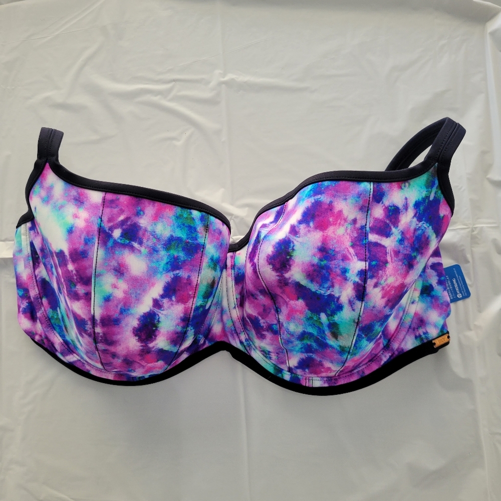 NWT Freya Remix Sweetheart Swim Top